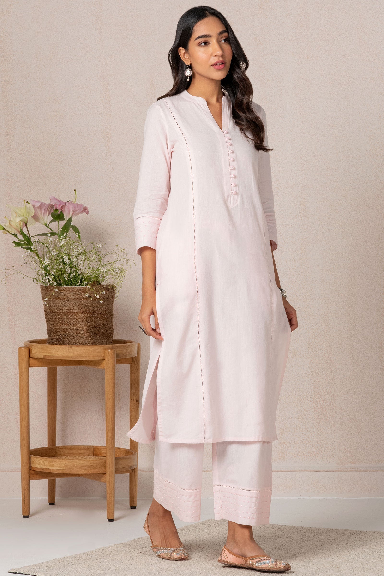 3_144_8.jpg Nasrine Shirin Handloom Kurta - Image 1