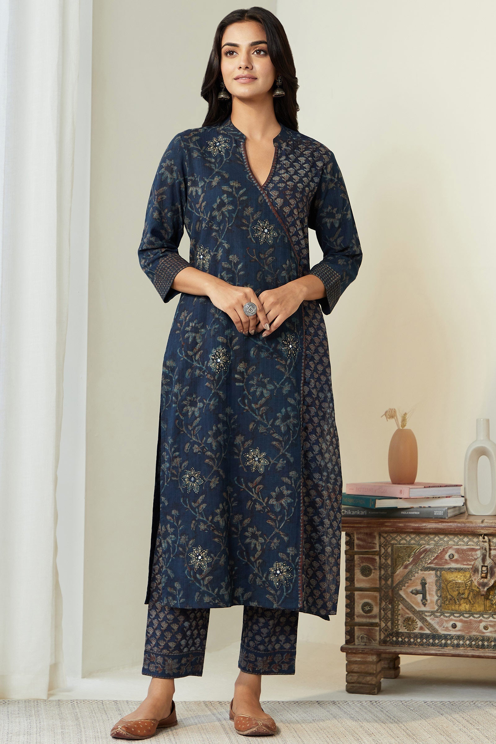 3_179_236.jpg Sehra Maisha Akola Kurta - Image 1