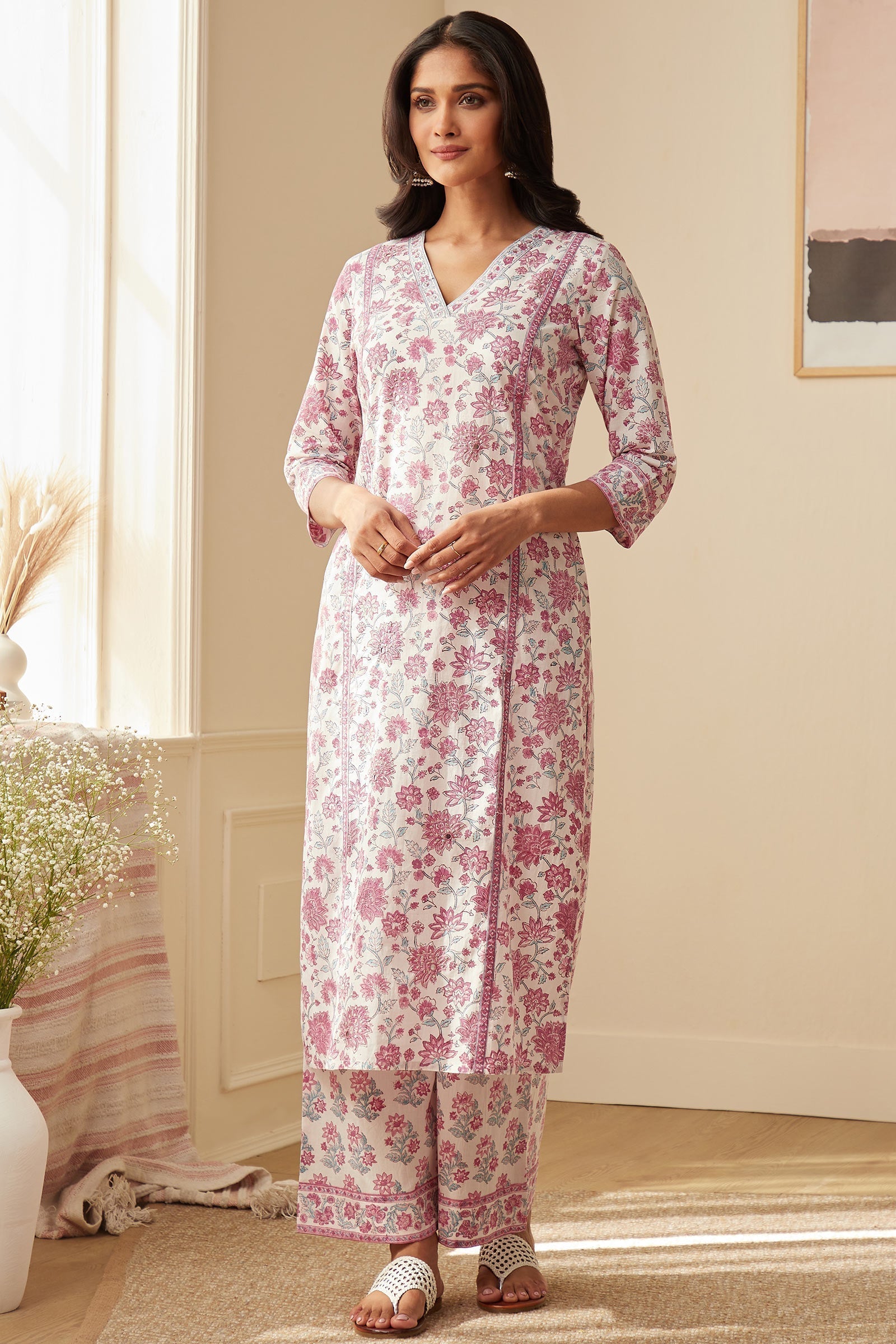 3_179_698.jpg Rosheen Sehreen Kurta - Image 1