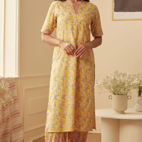 Rosheen Rehmat Sanganeri Kurta