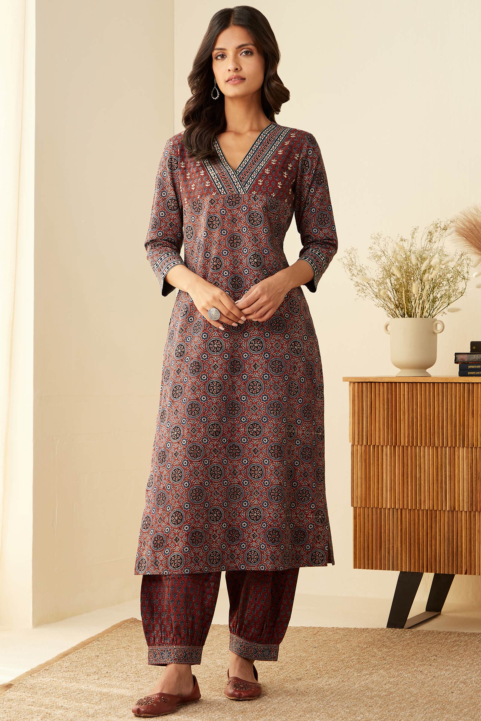 3_179_872.jpg Sehra Sareen Ajrak Kurta - Image 1