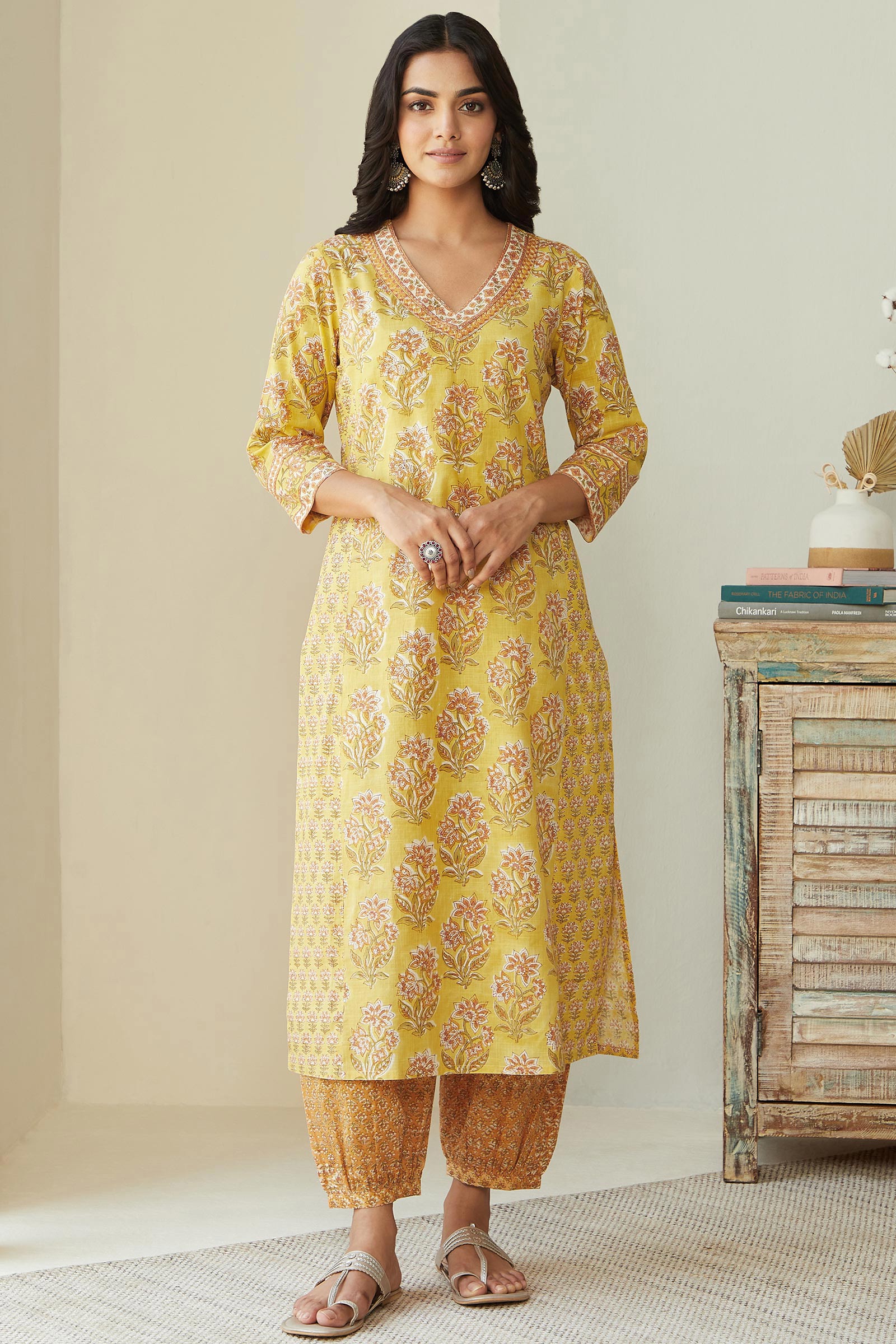 3_179_873.jpg Gulshan Bagh Jiya Sanganeri Kurta - Image 1