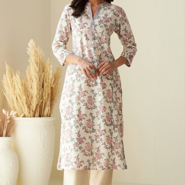 Gulbarg Samrina Kurta