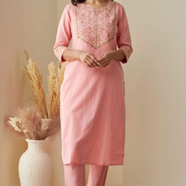 Rosheen Zainab Kurta