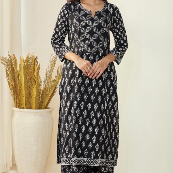 Mirza Ameera Kurta