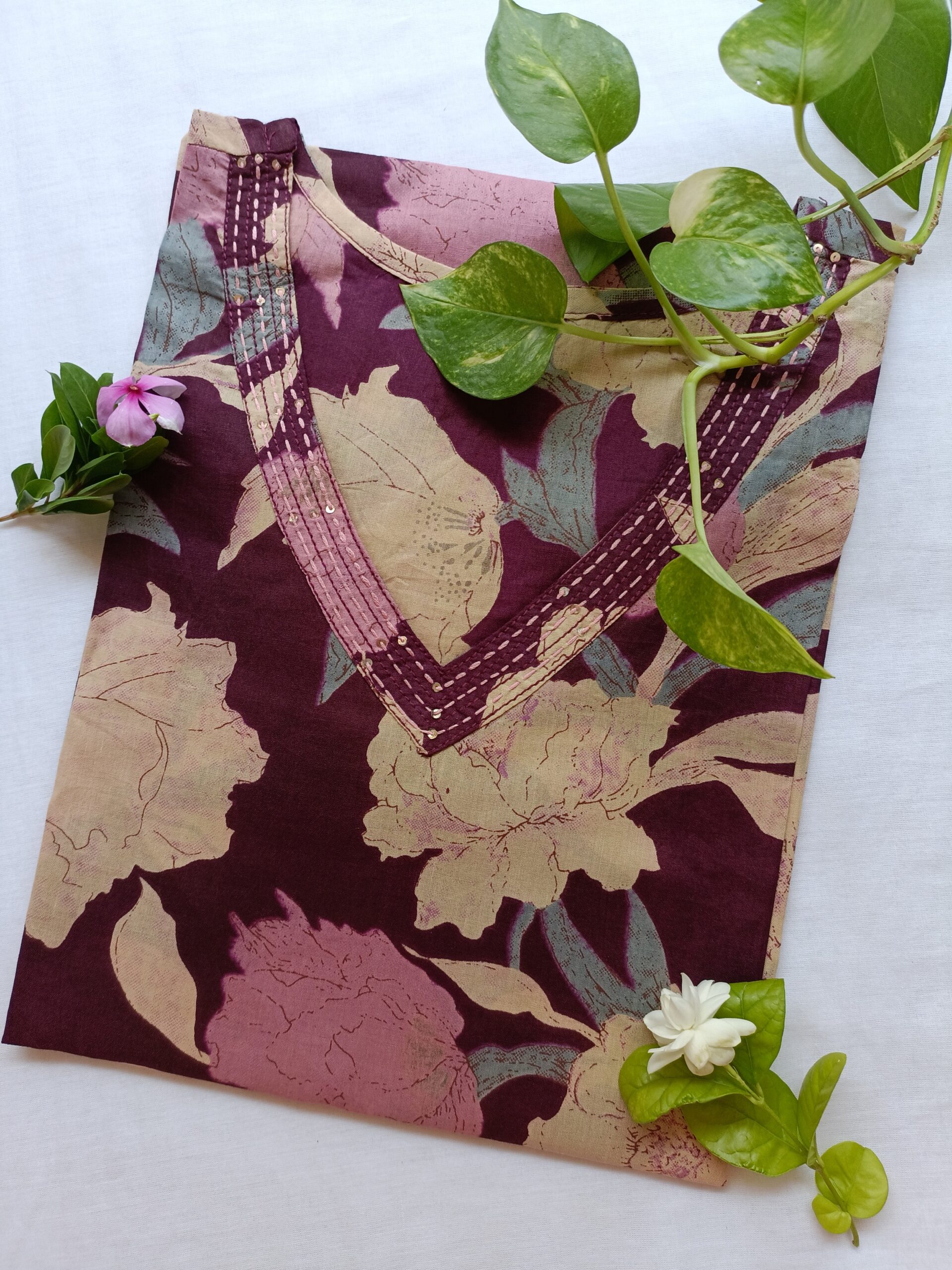 IMG20230822122109-scaled-1.jpg "Navya" Sanganeri hand block printed cotton Kurta - Image 1