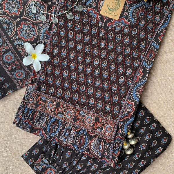 "Nayaab" black Cotton Kurta Set(3pc)