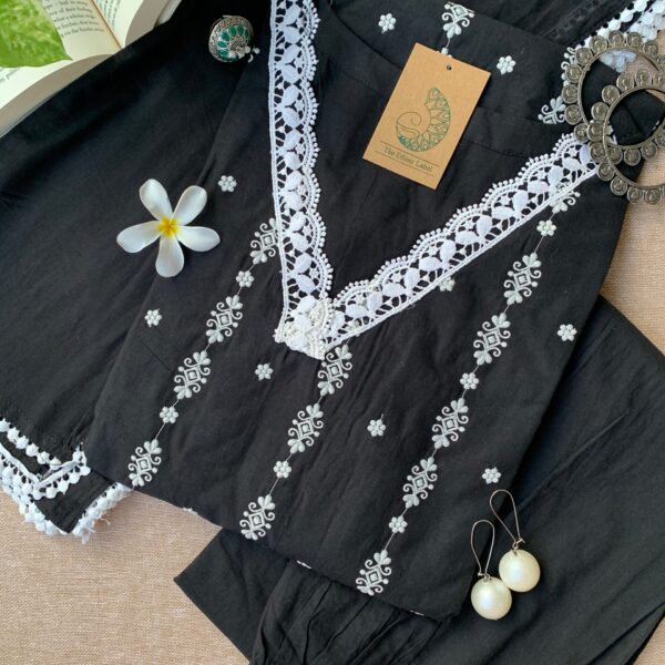 "Shamiyana" Cotton Kurta with Afghan Pants and Dupatta(3pc)