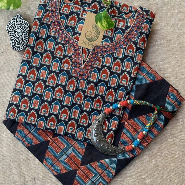 "Jhanroka" Cotton Kurta with Pants (2pc)