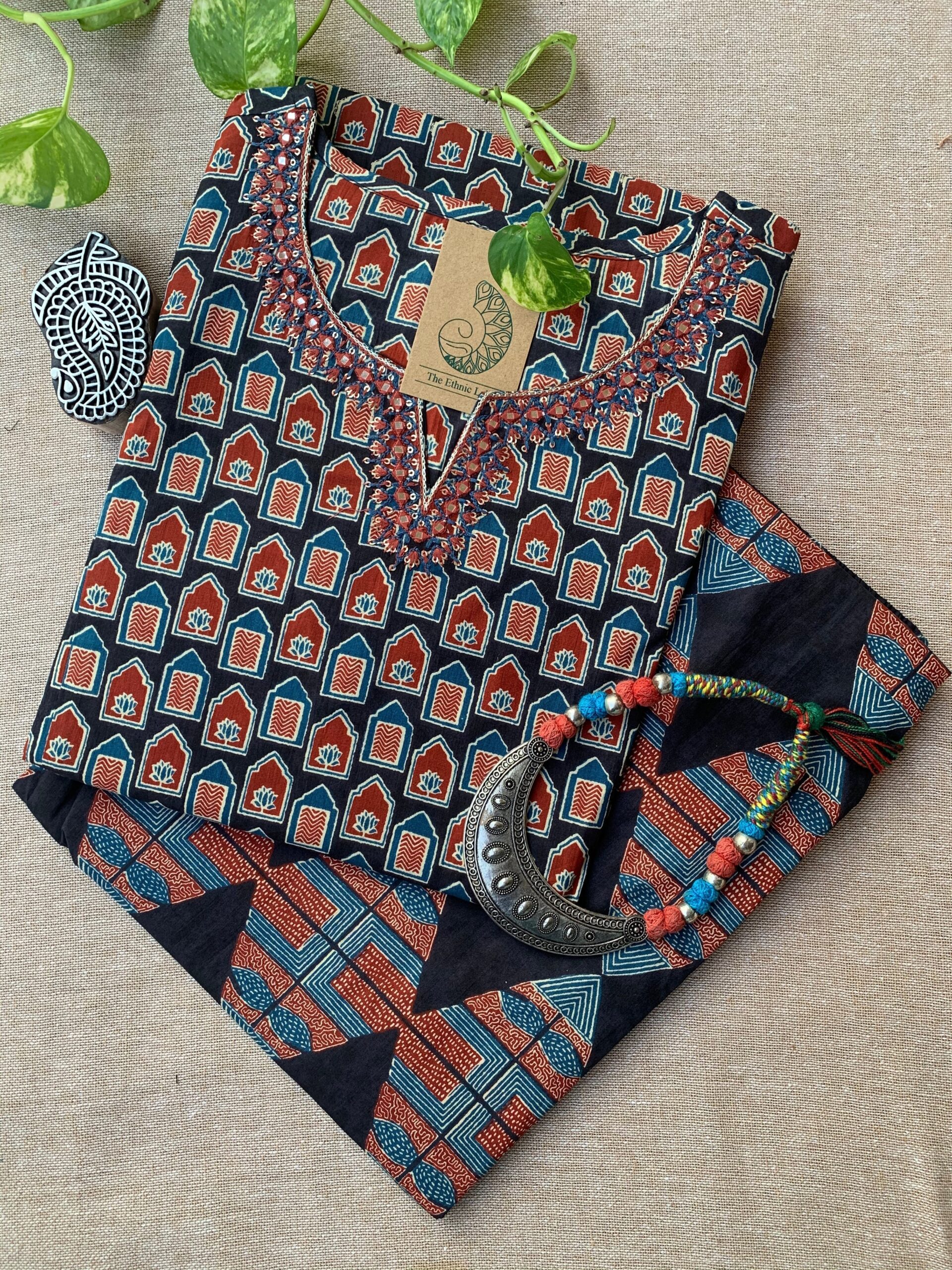 IMG_1560-scaled-1.jpg "Jhanroka" Cotton Kurta with Pants (2pc) - Image 1