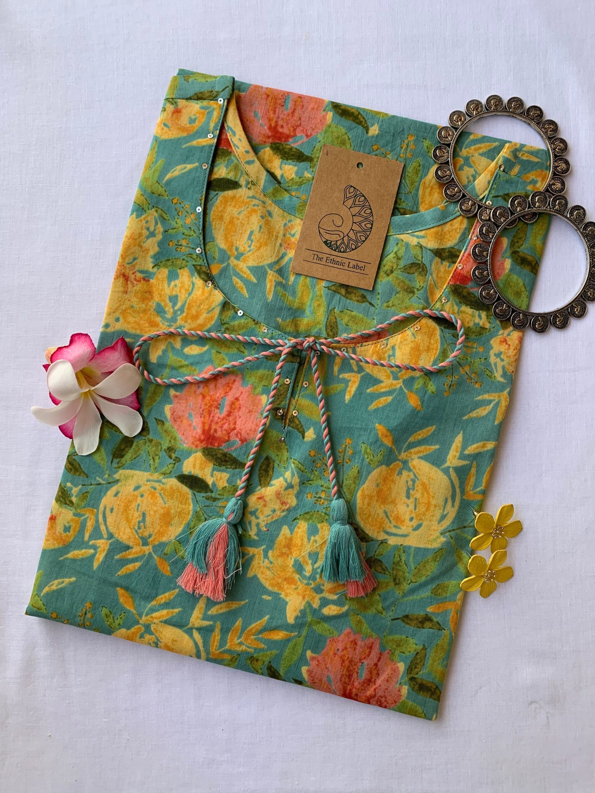 IMG_6980-scaled-1.jpg "Daffodils" Sanganer Hand Block Printed Tassel Cotton Kurta - Image 1