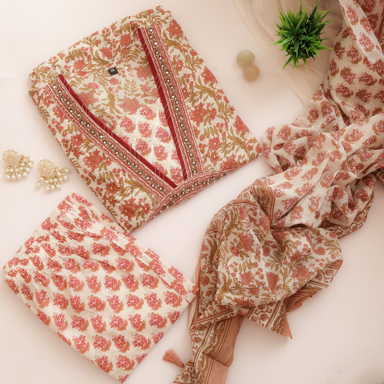 WhatsAppImage2023-04-29at4.30.18PM.jpg Nalini Soft Cotton Suit - Image 1