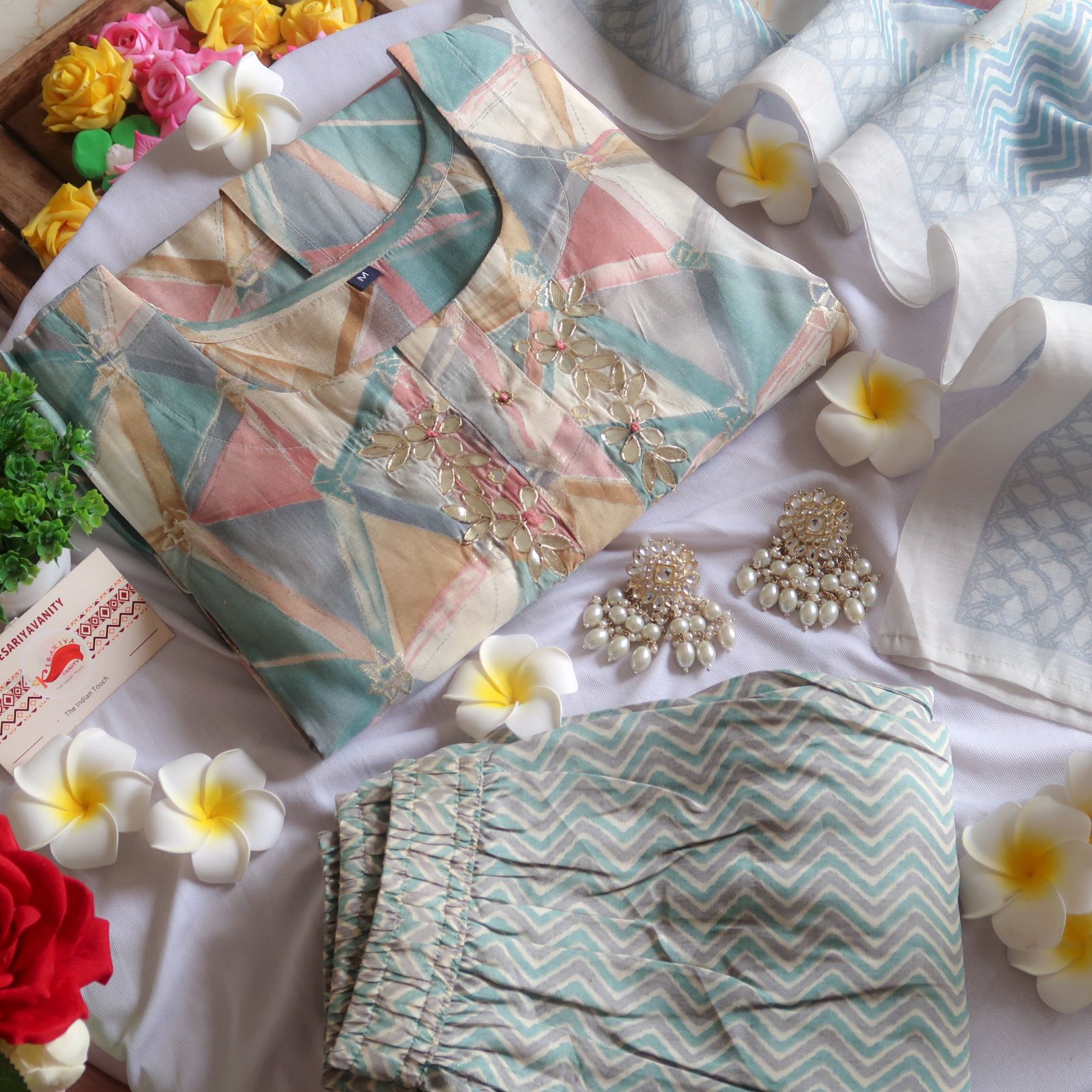 WhatsAppImage2023-11-29at14.50.11_56a148bb_3e23b8a2-4d0d-4e73-8507-64e903a7bf16.jpg Dreamy Truffle Delight Suit Set - Image 1